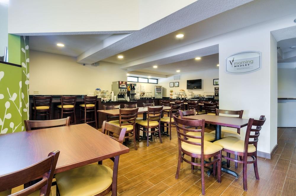 Sleep Inn Midway Airport Bedford Park Екстер'єр фото