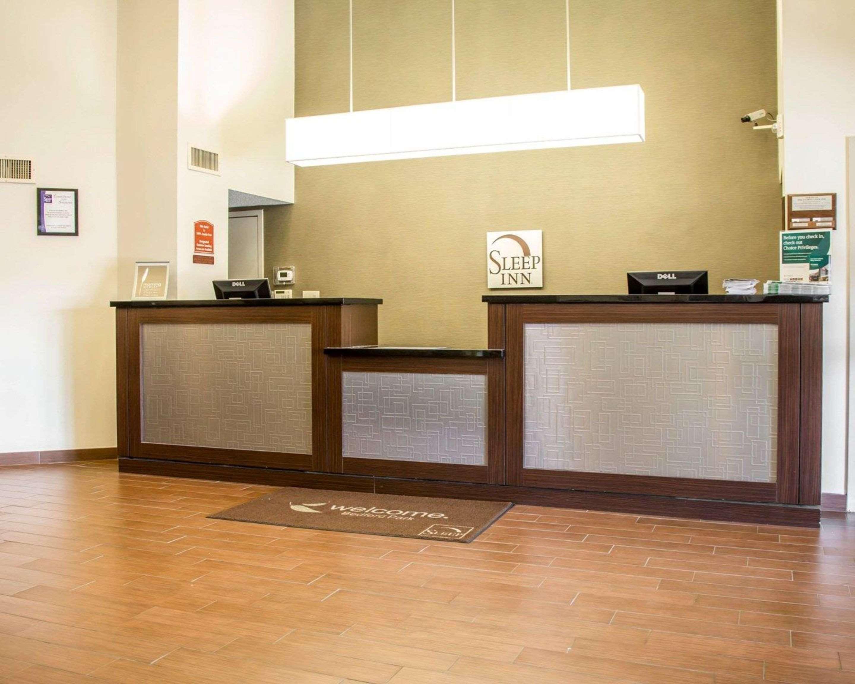 Sleep Inn Midway Airport Bedford Park Екстер'єр фото