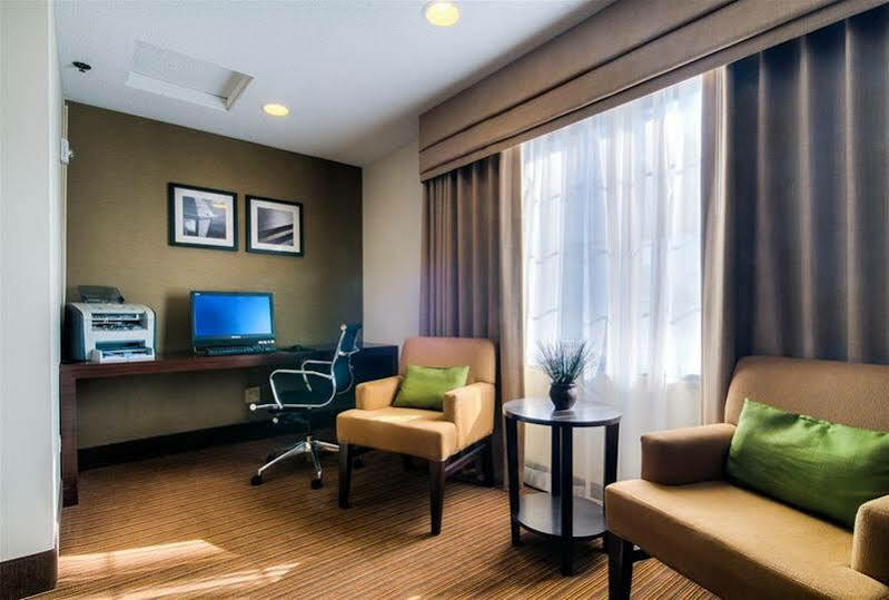 Sleep Inn Midway Airport Bedford Park Екстер'єр фото